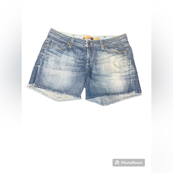 PAIGE Pants - Paige Jimmy Jimmy Jean Shorts Size 28